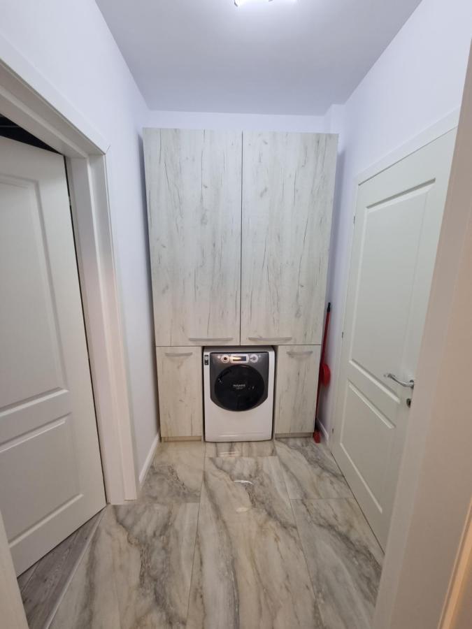 קריובה Apartament Mihai Cassas Residence מראה חיצוני תמונה